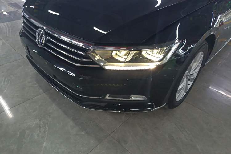 Used Volkswagen Magotan 2018 Facelift 330TSI DSG Luxury Model