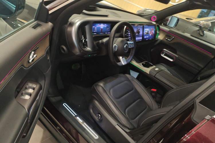 Used  #5 2024 Ultra-Long Range Extraordinary Journey Luxury Edition