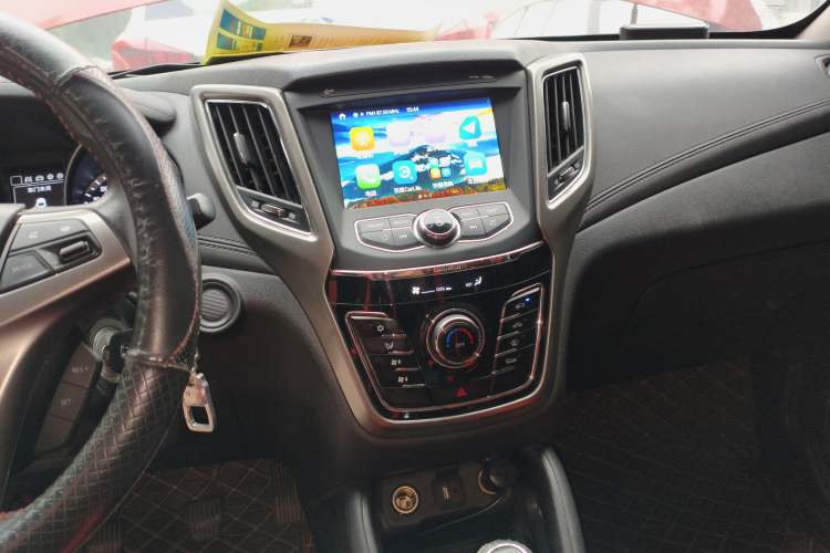 Used Changan CS35 2017 1.6L Manual Luxury Model
