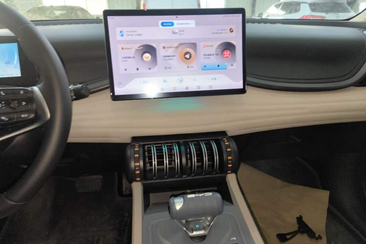 Used BYD Yuan PLUS 2024 Honor Edition 510KM Beyond Model
