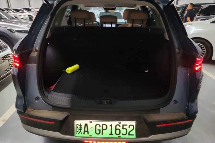 Used BYD Song Pro New Energy 2025 Second-Generation DM-i 75KM Leading Edition
