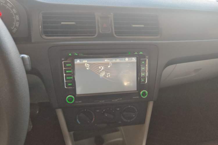 Used Skoda Rapid 2015 1.4L Manual Enjoyment Model