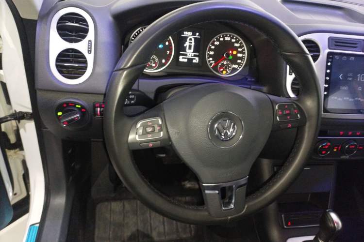 Used Volkswagen Tiguan 2017 300TSI Automatic Two-Wheel Drive Silk Road Comfort Edition