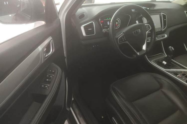 Used Geely Auto Vision X6 2018 1.8L Manual 4G Connect Luxury Edition