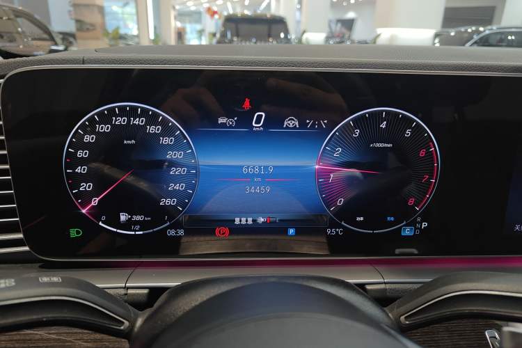 Used Mercedes-Benz GLE 2024 Refreshed GLE 350 4MATIC Stylish Edition
