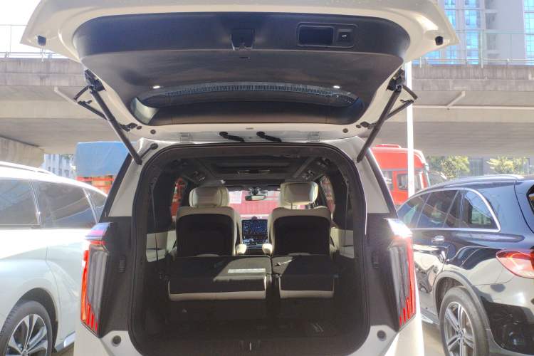 Used GAC Trumpchi M8 2023 Zongshi Series 400T Flagship Edition