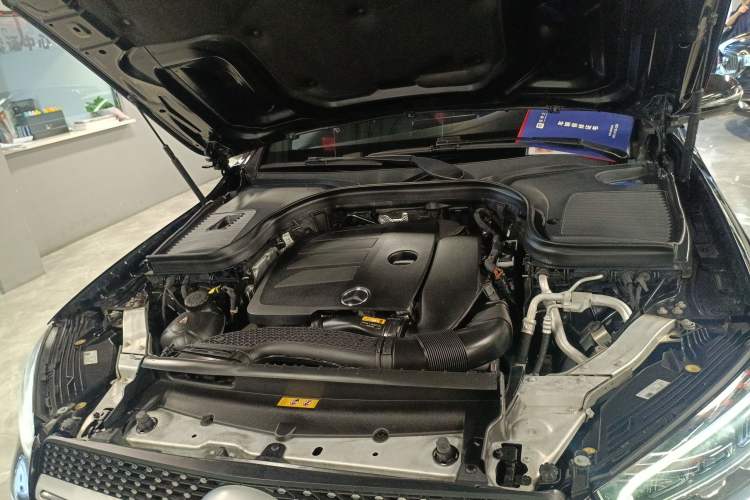 Used Mercedes-Benz GLC 2020 Facelift GLC 300 L 4MATIC Dynamic Edition
