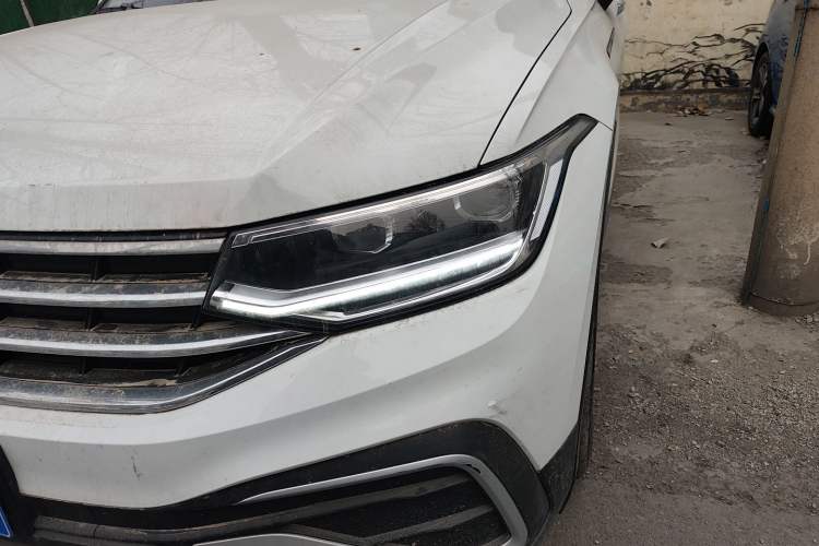 Used Volkswagen Tiguan L 2024 300TSI Automatic Two-Wheel Drive Smart Edition
