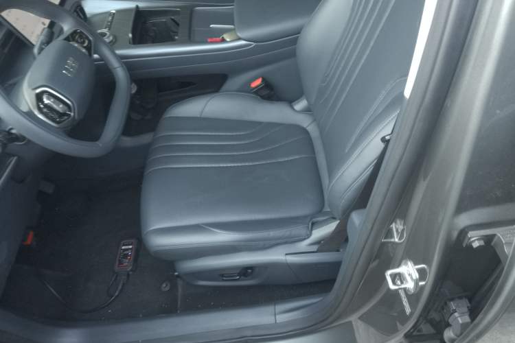 Used  E5 2024 530km Starship Edition
