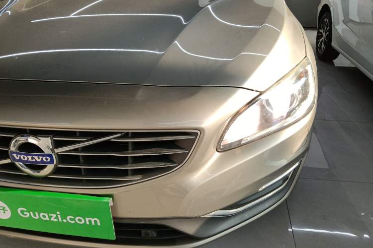 Used Volvo S60 2016 S60L T4 Zhiyuan Edition
