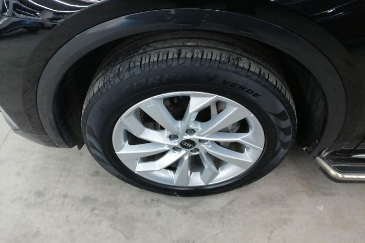 Used Audi Q5L 2023 40T Luxury Elegant Model
