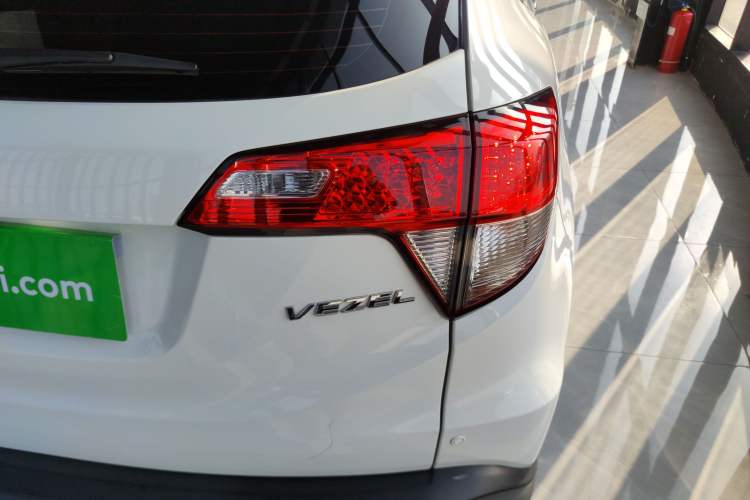 Used Honda Vezel 2020 1.5L CVT Pioneer Edition