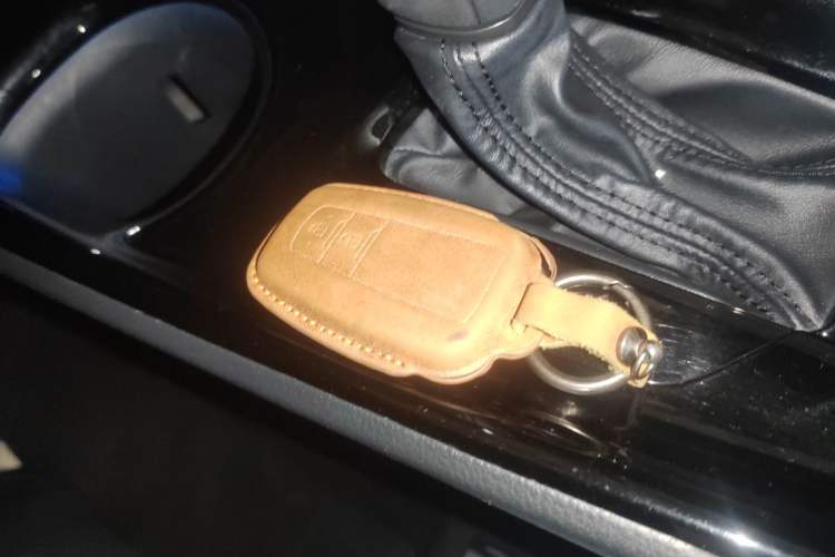 Used Toyota IZOA 2020 2.0L Yi Xiang CARE
