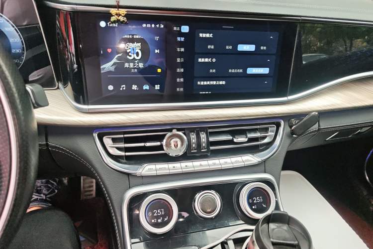 Used Hongqi H9 2020 2.0T Smart Connect Flagship Edition