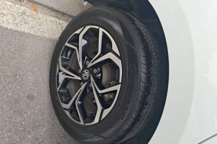 Used MG 5 2022 180 DVVT CVT Youth Luxury Edition