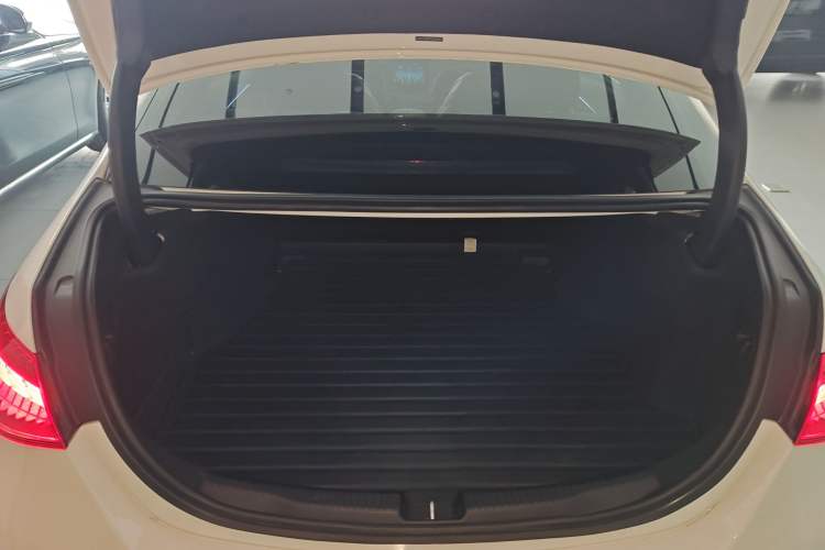 Used Mercedes-Benz C-Class 2022 C 200 L Sport Edition