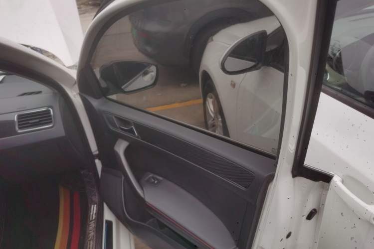 Used Skoda Rapid Spaceback 2016 Revised 1.6L Automatic Smart Drive Version