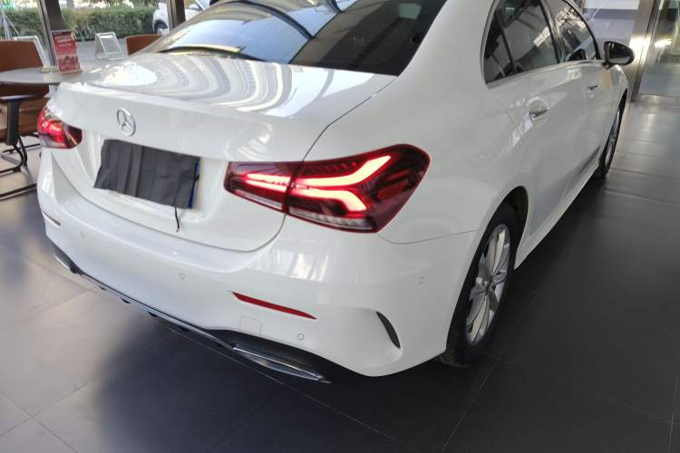 Used Mercedes-Benz A-Class 2022 Restyled A 200 L Sport Sedan Fashion Version
