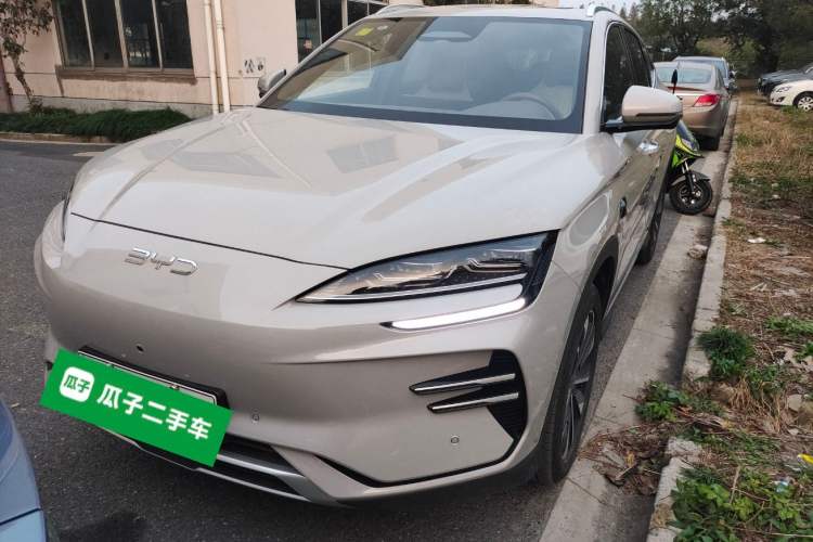 Used BYD Song PLUS New Energy 2025 EV Intelligent Driving Version 520km Premium Model
