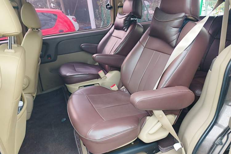 Used Buick GL8 2014 2.4L Classic Edition