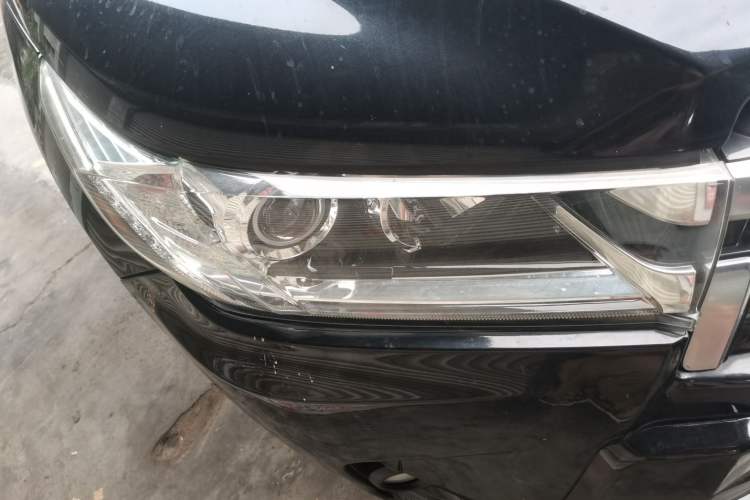 Used Toyota Highlander 2018 2.0T Four-Wheel Drive Prestige Version 7 Seats China VI Standard
