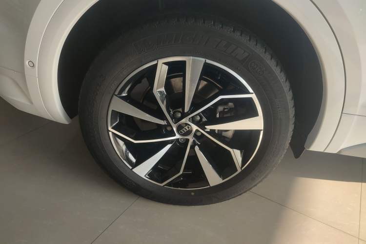 Used Audi Q5L 2022 Updated 40T Luxury Dynamic Edition