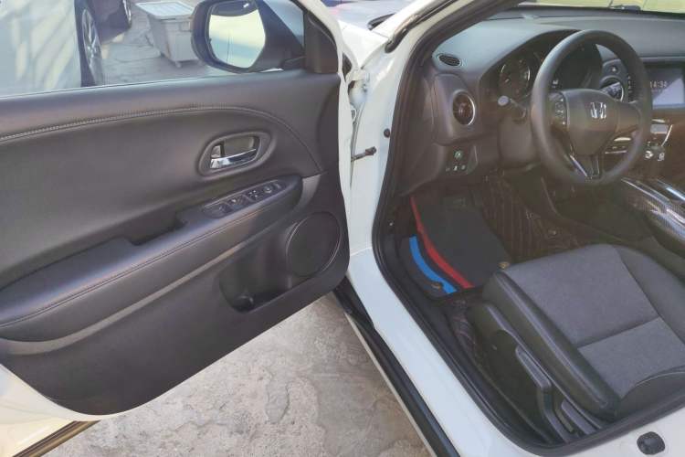 Used Honda XR-V 2019 220TURBO CVT Luxury Edition China VI Emission Standard