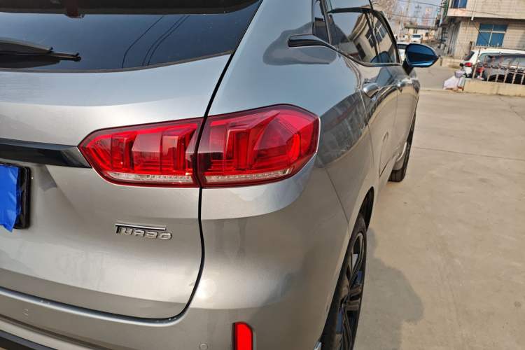 Used Wey VV5 2017 2.0T Flagship Edition
