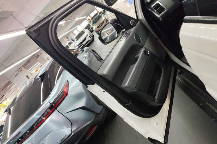 Used Land Rover Range Rover Sport 2014 5.0 SC V8 Fēngshàng Chuàngshì Edition DYNAMIC
