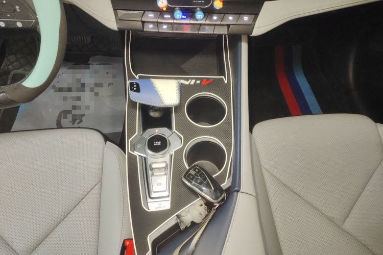 Used Changan UNI-V iDD 2023 ZhiDian iDD 1.5T 113km Smart & Fun Version
