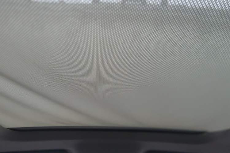 Used Roewe RX5 2016 20T Two-Wheel Drive Automatic Internet Smart Edition