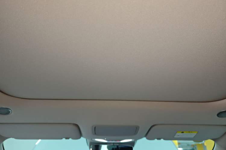 Used  S07 2026 230Ultra with Huawei Qiankun ADS SE Edition
