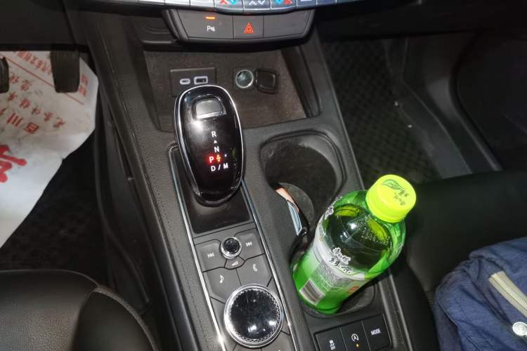 Used Cadillac XT4 2021 28T Two-Wheel Drive Tech Edition