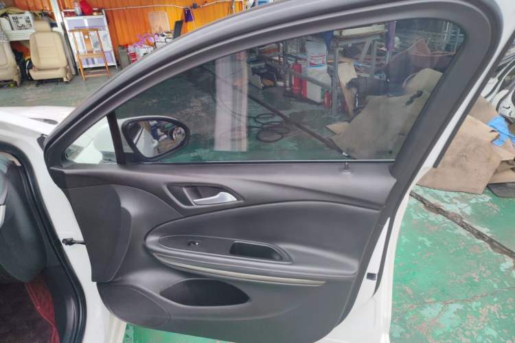 Used Buick Verano 2017 Sedan 20T Dual-Clutch Leading Model
