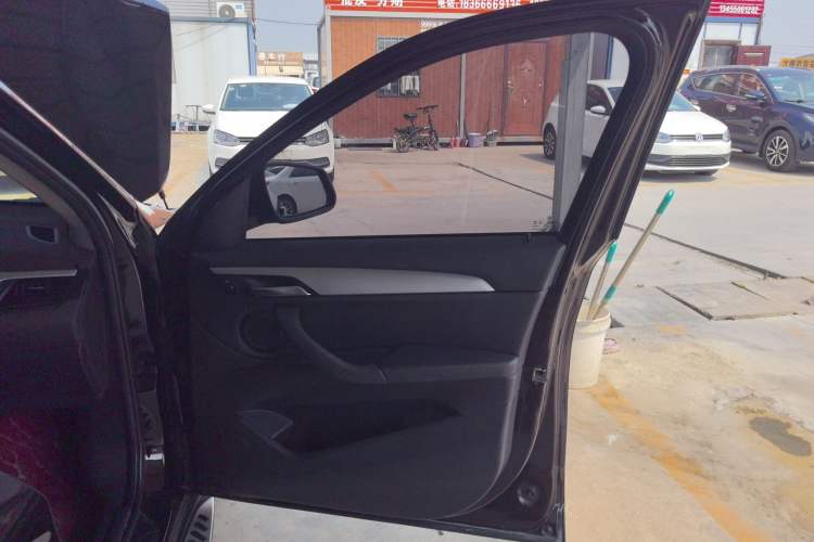 Used BMW X1 2016 sDrive18Li Premium Edition
