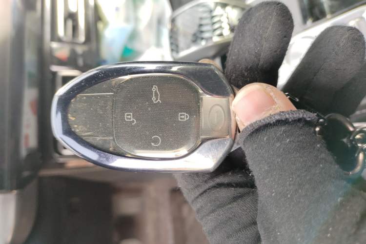 Used GAC Trumpchi GS8 2025 Linghang Series 2.0 TGDI Two-Wheel-Drive Luxury Edition 5 Seats