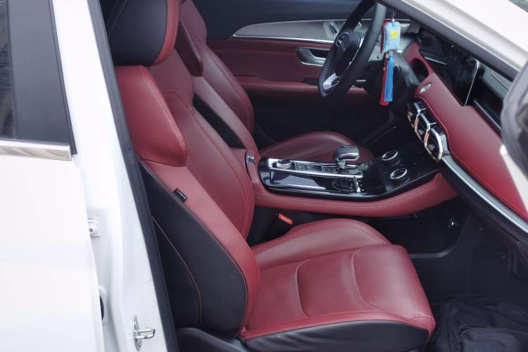 Used JETOUR X70 2021 Zhuge 1.6T DCT Junshi 7-Seater
