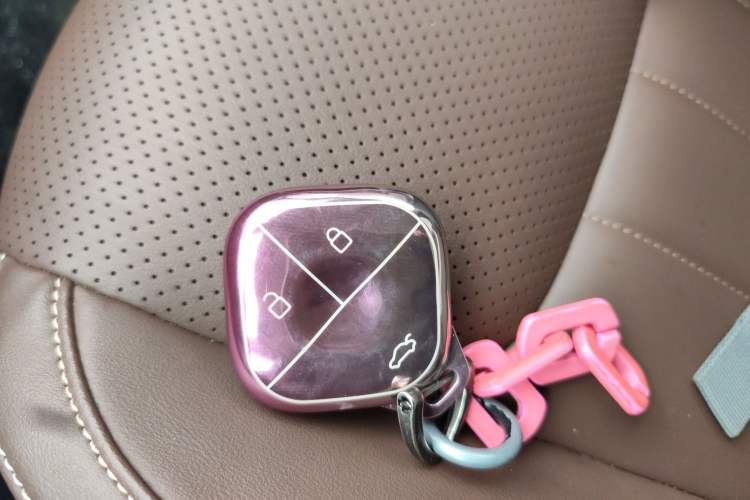 Used Wuling Bingo 2023 333 km Lingxi Connected+ Version