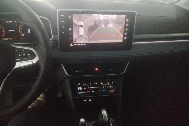 Used Volkswagen Tharu 2024 300TSI Two-Wheel-Drive Moon Luxury Edition