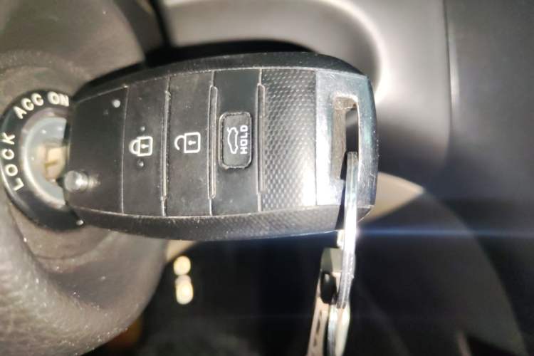 Used Kia K5 2015 2.0L Automatic GL
