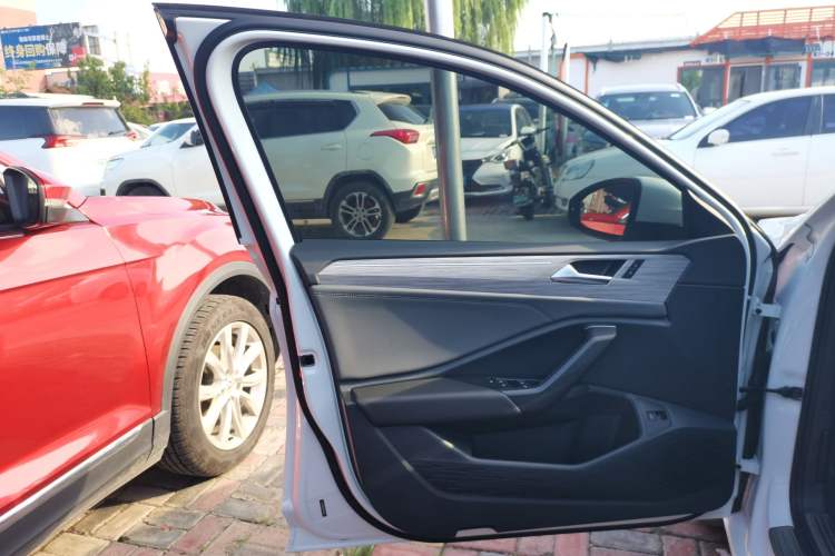 Used Volkswagen Sagitar 2023 300TSI DSG Excellence Edition
