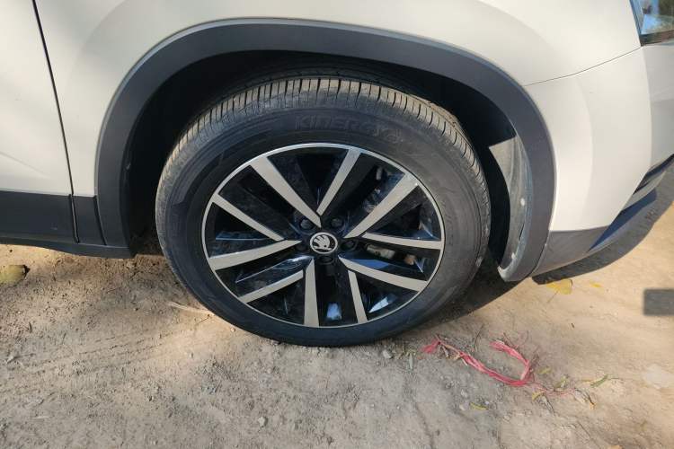 Used Skoda Kamiq 2021 1.5L Automatic Comfort Edition
