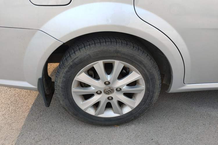 Used Buick Excelle 2013 1.5L Manual Luxury Model