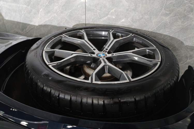 Used BMW X5 2023 xDrive 30Li Luxury M Sport Night Edition Package
