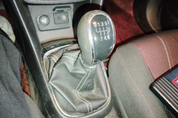 Used Buick Encore 2014 1.4T Manual Two-Wheel Drive Urban Advanced Model
