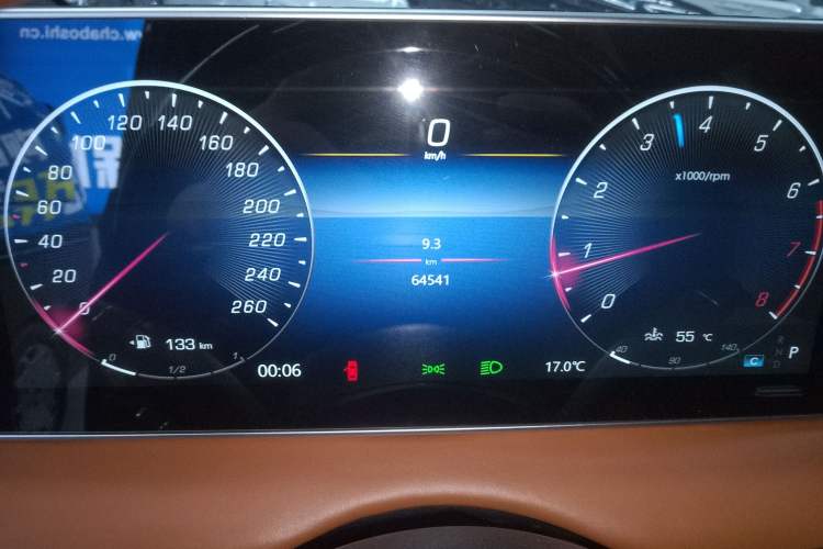 Used Mercedes-Benz Vito 2023 2.0T Business Version 7 Seats
