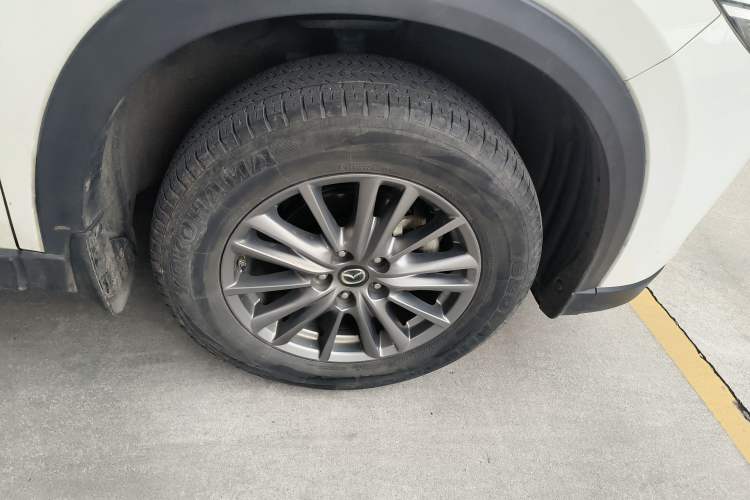 Used Mazda CX-5 2017 2.0L Automatic 2WD ZhiShang Trim China VI Standard
