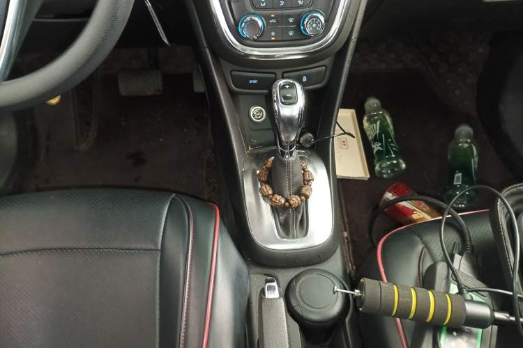 Used Buick Encore 2015 1.4T Automatic Two-Wheel Drive Urban Elite Version