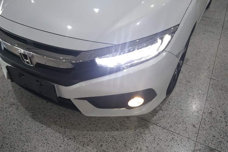 Used Honda Civic 2016 220TURBO CVT Prestige Edition