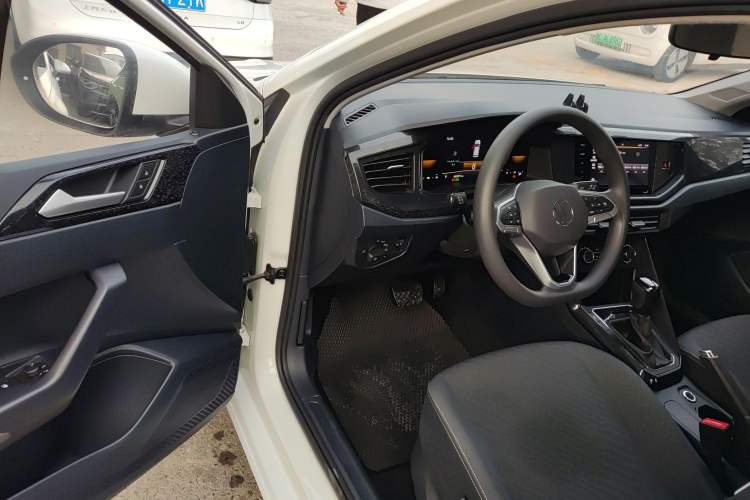 Used Volkswagen Lavida 2023 New Rui 1.5L Automatic New Yi Edition
